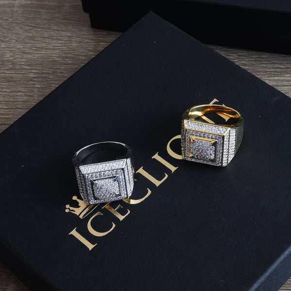 IceClique 18K CAPO Ring